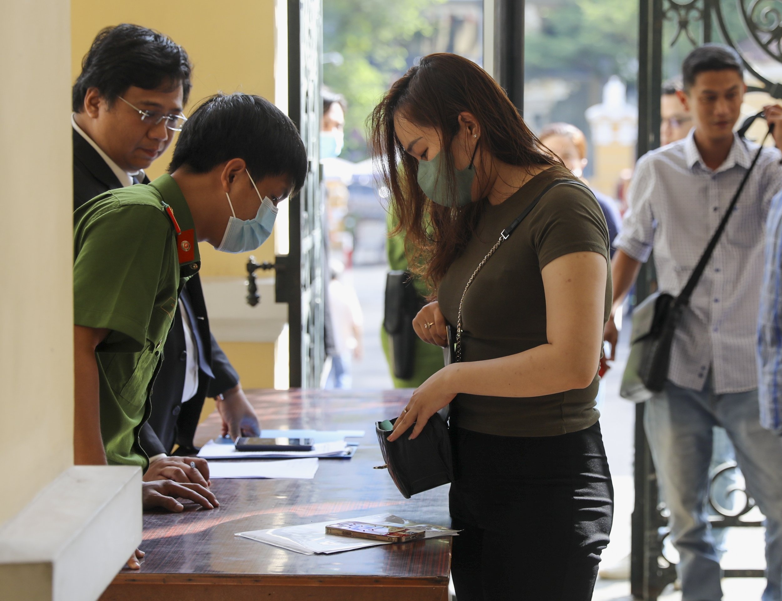 chay chung cu Carina anh 2