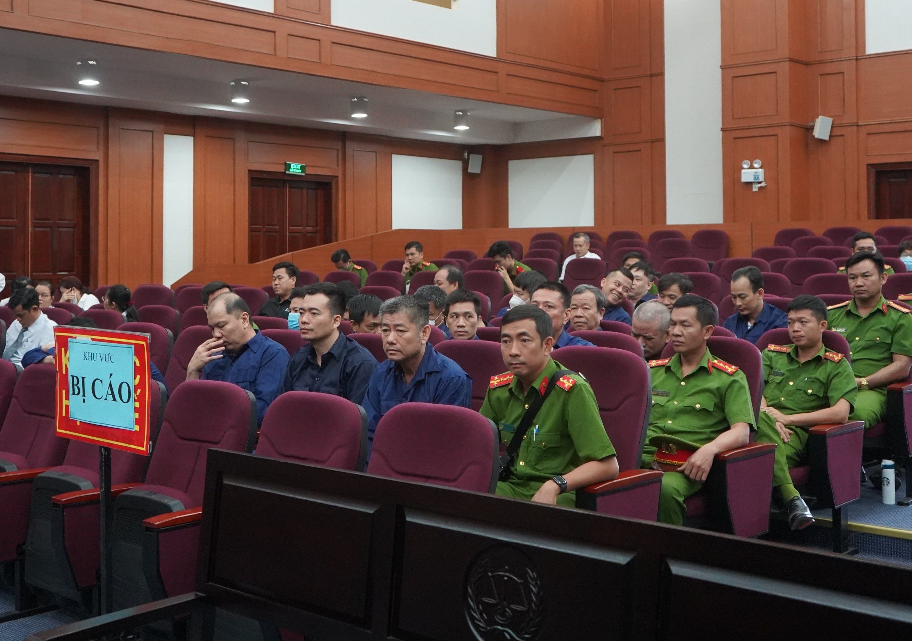 200 triệu lít xăng ảnh 1 200 trieu lit xang anh 1