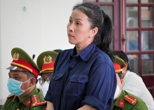 Facebooker Nguyen Thi Bich Thuy bi phat 8 nam tu hinh anh