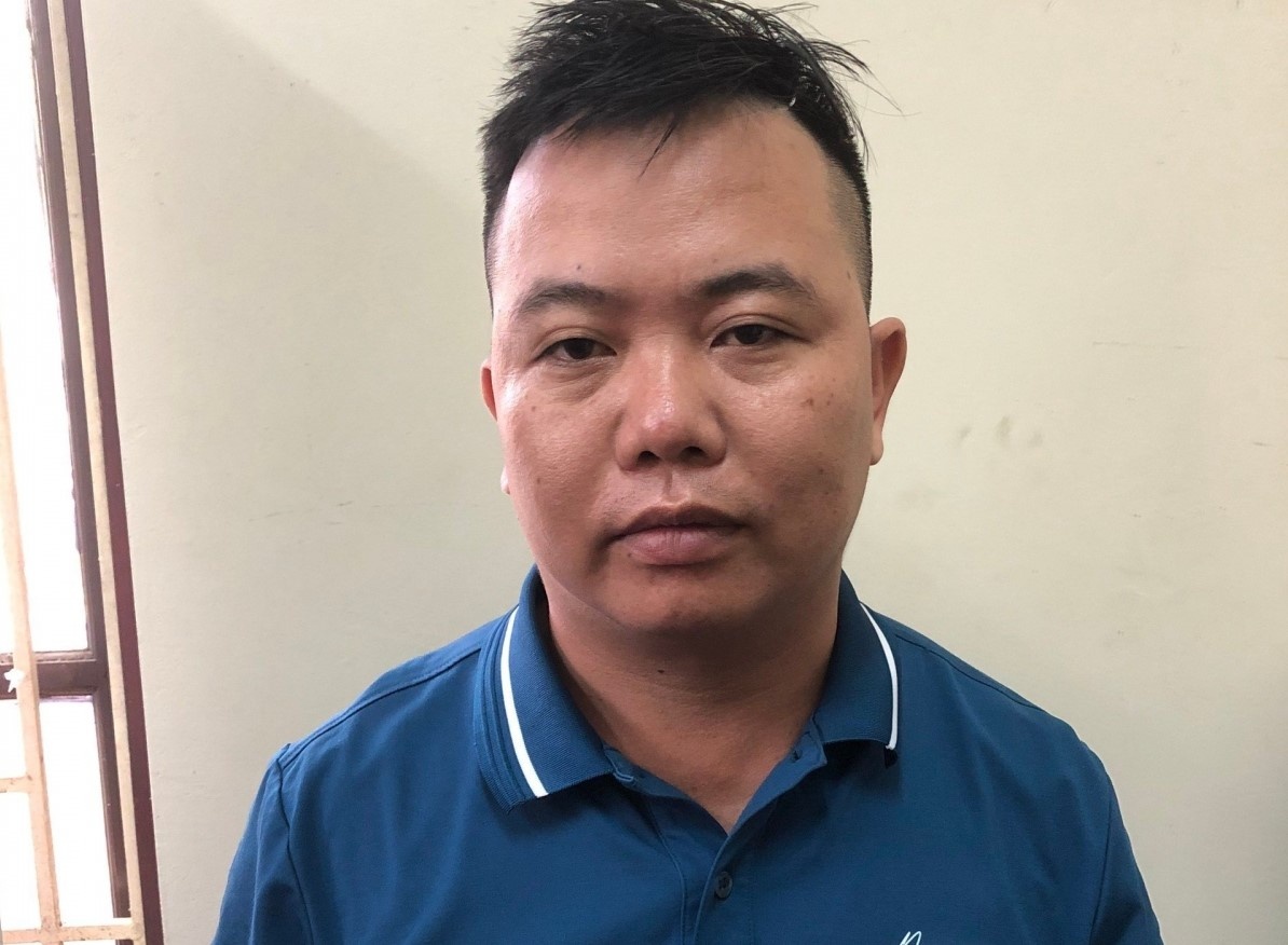 Khoi to nguoi dan ong dat lam gia bang Dai hoc Y Ha Noi hinh anh