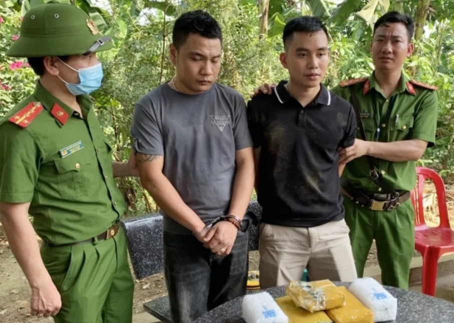 Triet pha vu tang tru, van chuyen 14.000 vien ma tuy hinh anh