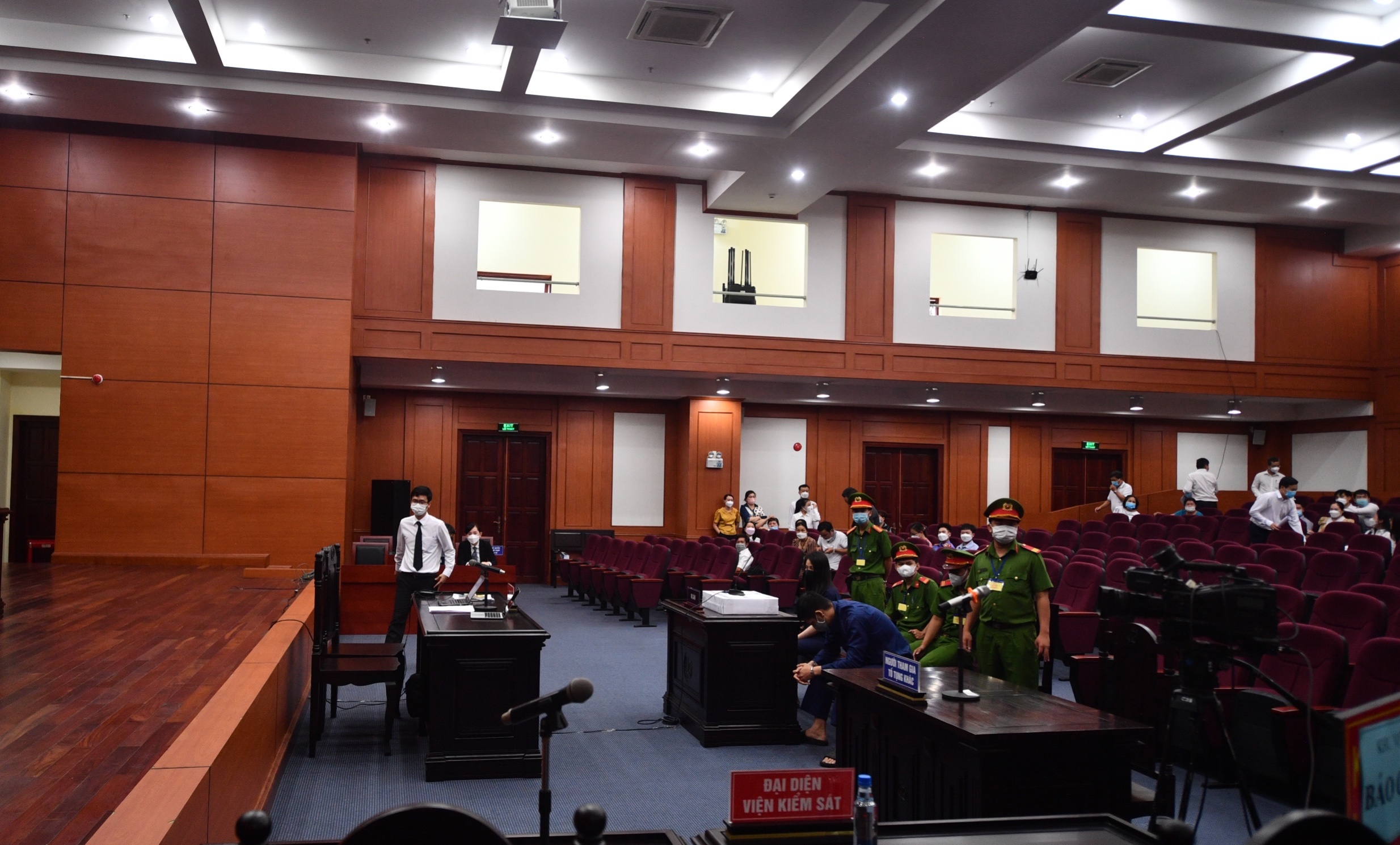 bao hanh be 8 tuoi anh 1