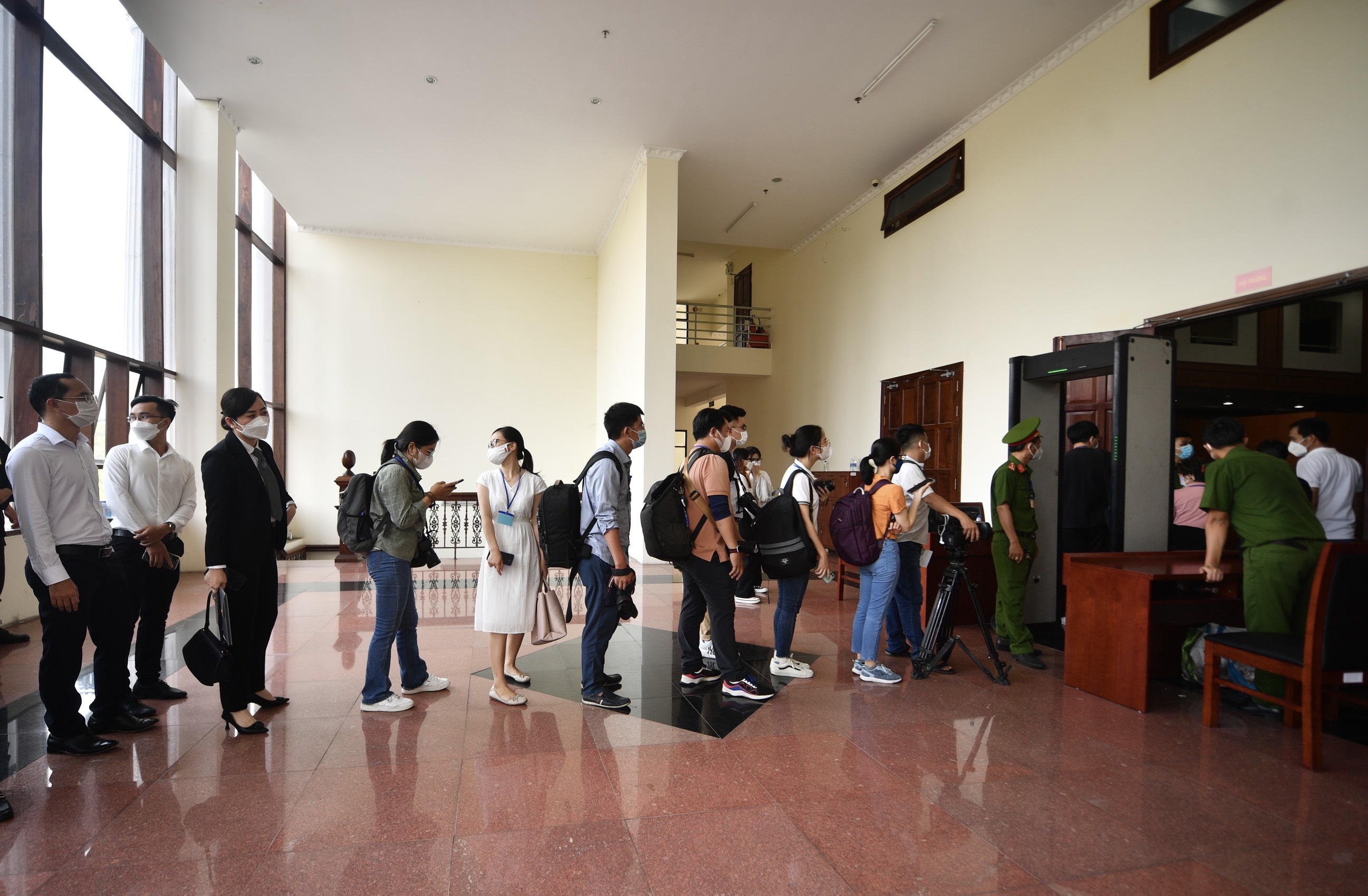 bao hanh be 8 tuoi anh 2