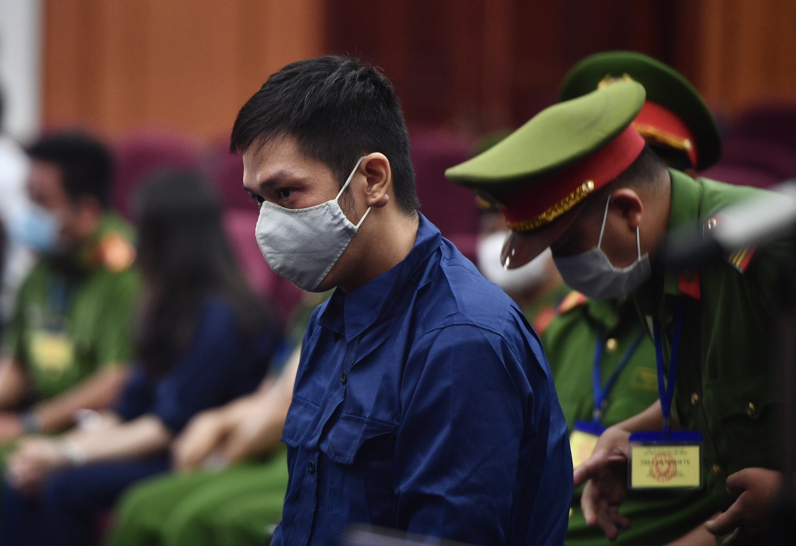 Sang mai tuyen an Nguyen Kim Trung Thai trong vu bao hanh be gai hinh anh