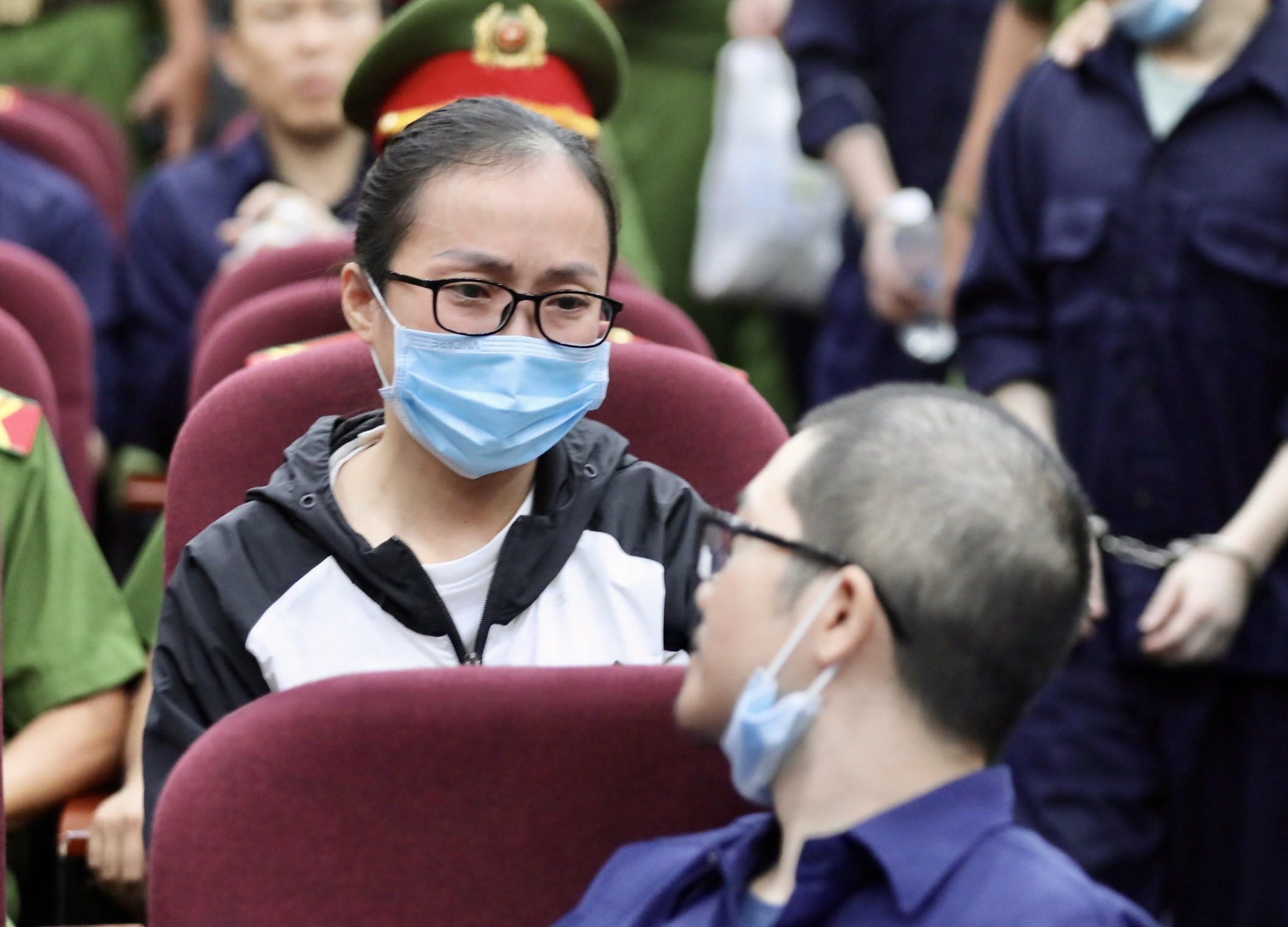 Nguoi thay Nguyen Thai Luyen boi thuong thiet hai rut lai de nghi hinh anh