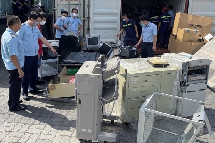 Cuu canh sat o TP.HCM lap 47 cong ty de buon lau hau toa ngay mai hinh anh