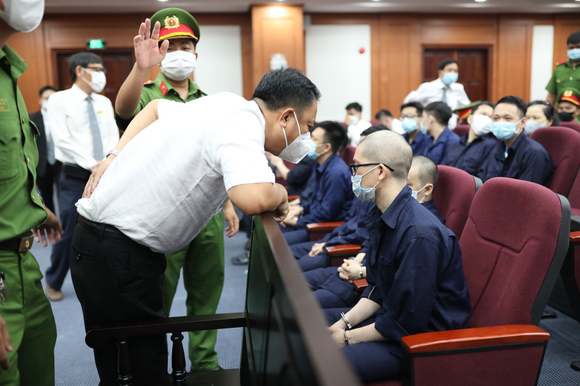 Vụ án Nguyễn Thái Luyện ảnh 3 Vu an Nguyen Thai Luyen anh 3