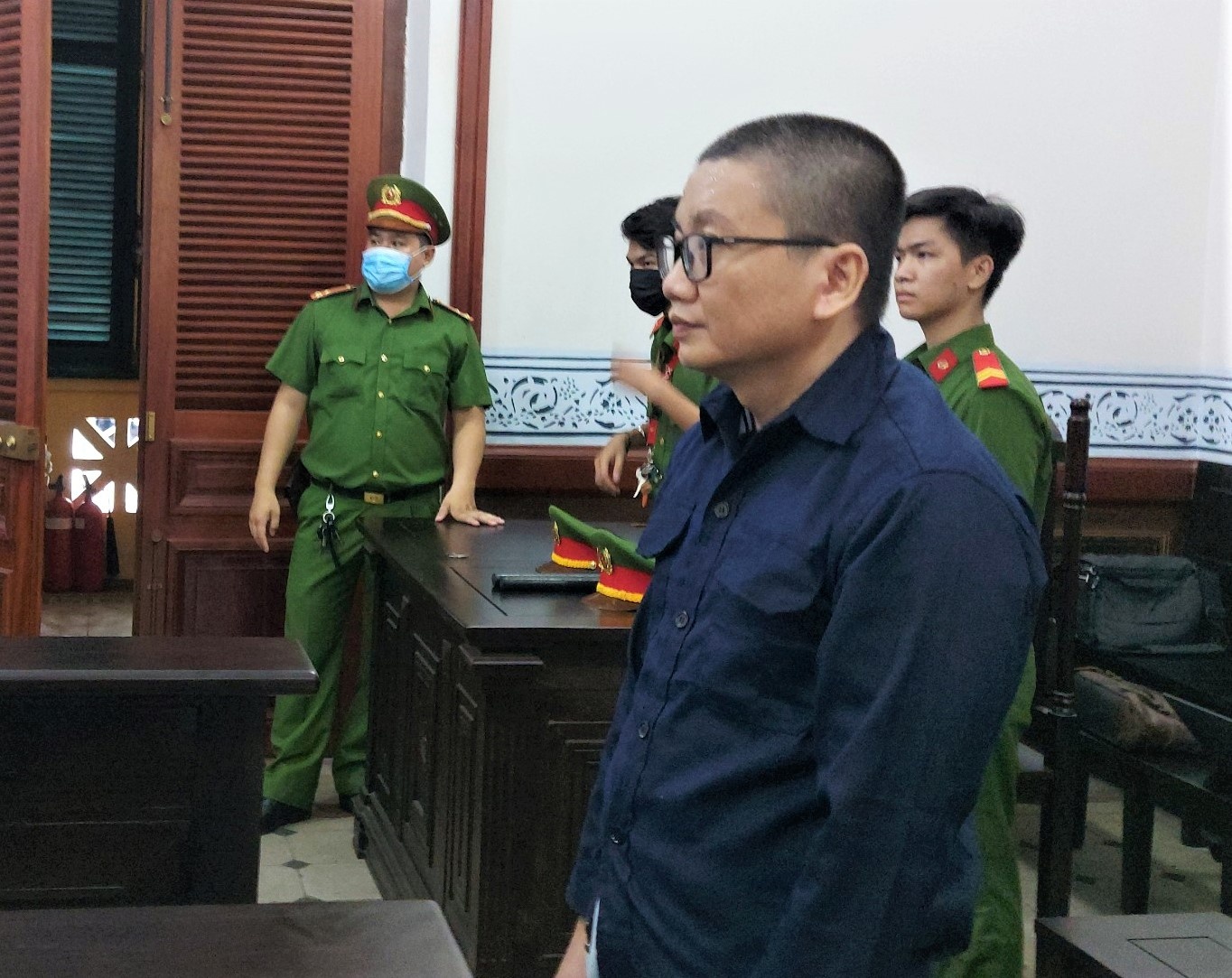 Cuu cong an gia mao van ban to tung bi phat 7 nam 6 thang tu hinh anh