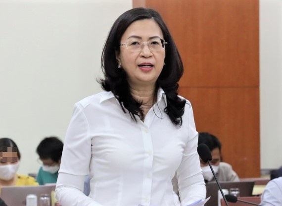 Cuu pho cuc truong Cuc Thue TP.HCM Nguyen Thi Bich Hanh hau toa hinh anh