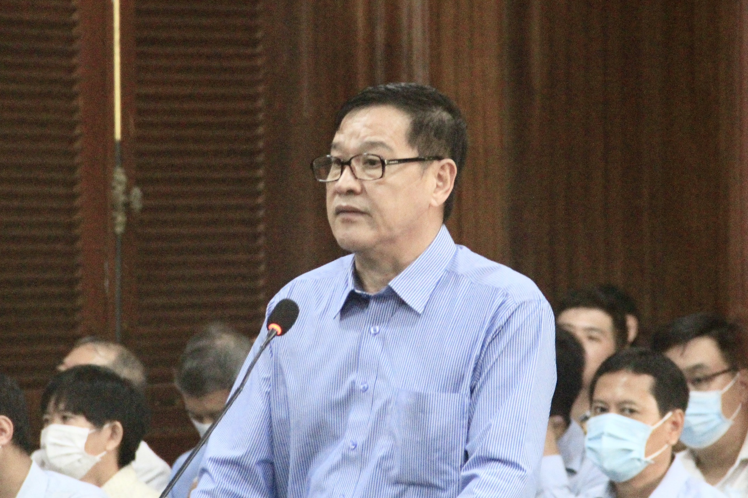 Cuu tong giam doc Chu Tien Dung bi VKS de nghi 7-8 nam tu hinh anh