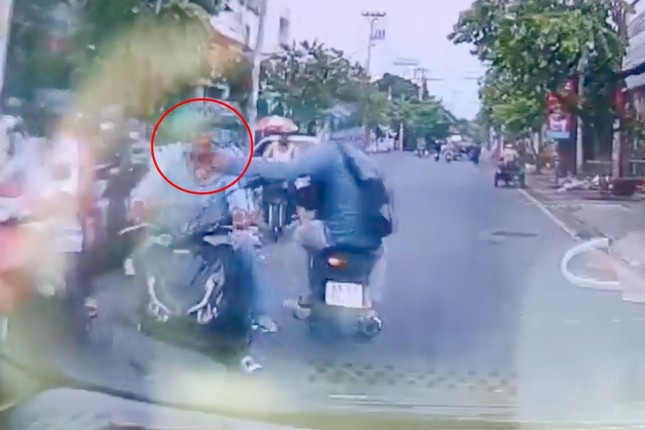 cuop giat day chuyen anh 4