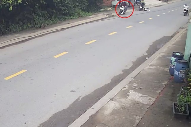 cuop giat day chuyen anh 1