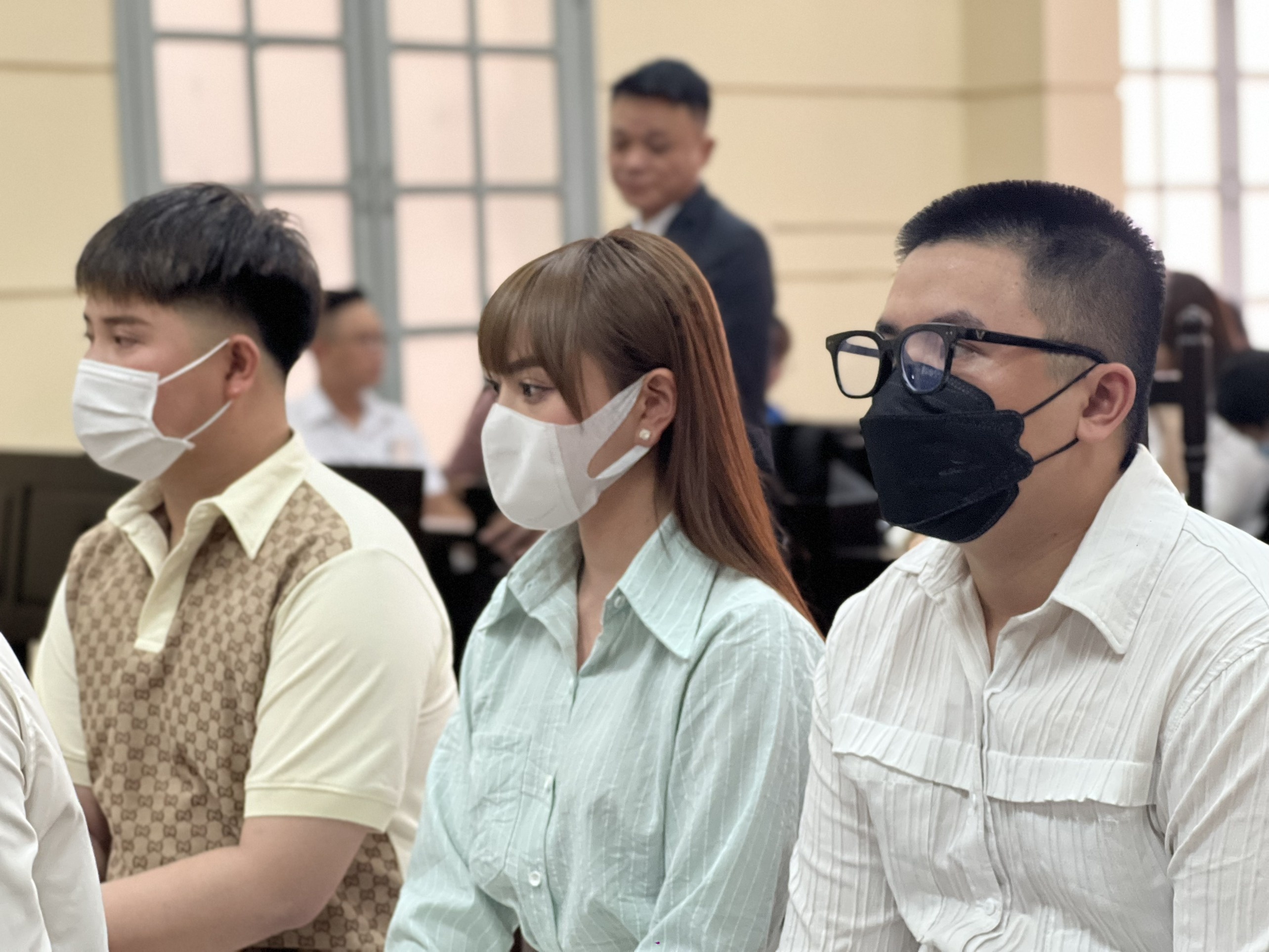 Trang Nemo kháng cáo ảnh 2 Trang Nemo khang cao anh 2