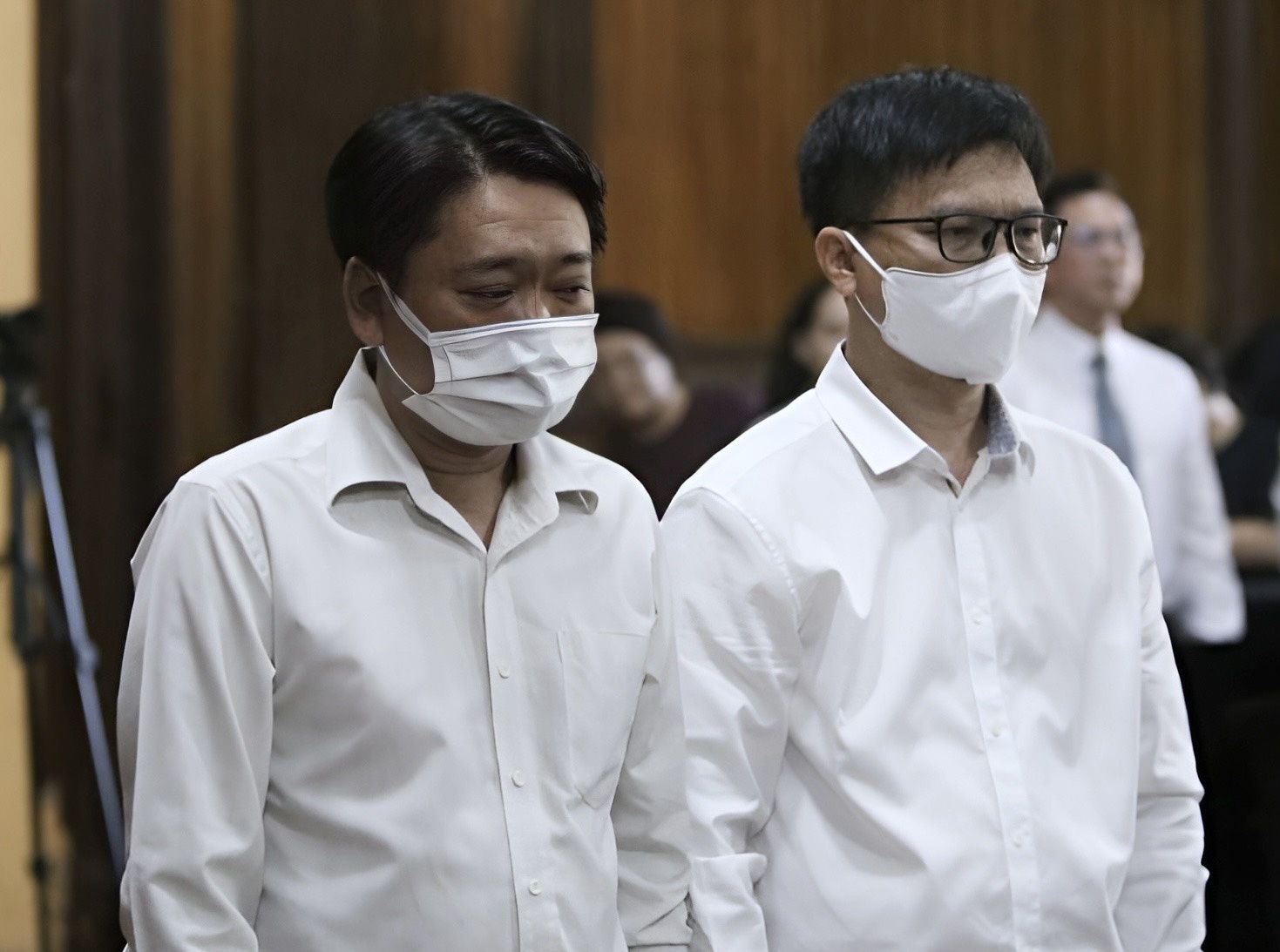 Chu dau tu va cuu truong ban quan ly chung cu Carina lanh an hinh anh