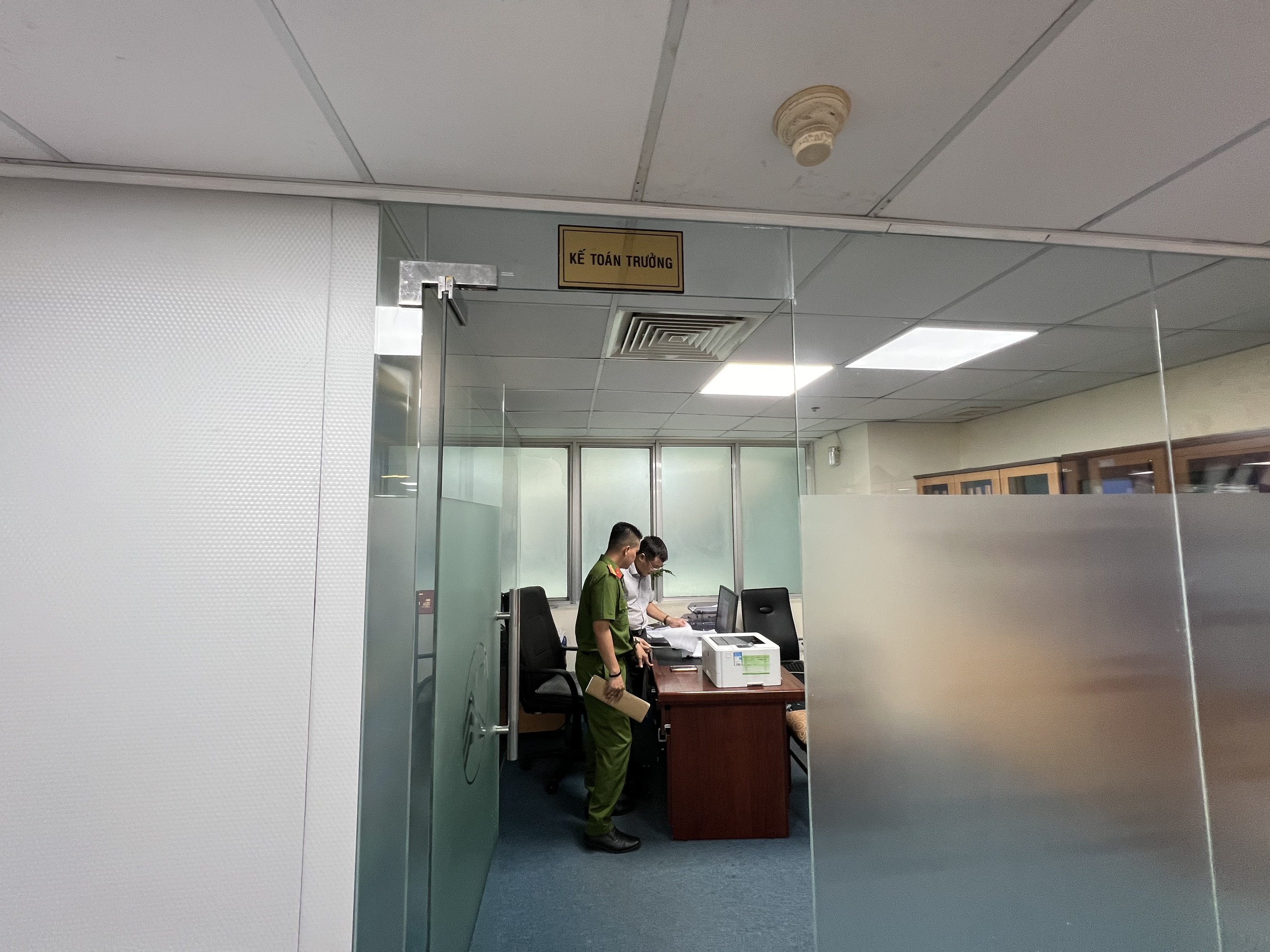 Khám xét trụ sở HDTC ảnh 6 Kham xet tru so HDTC anh 6