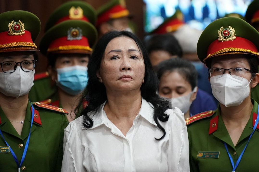 Hinh anh Truong My Lan tai phien toa xet xu vu Van Thinh Phat hinh anh