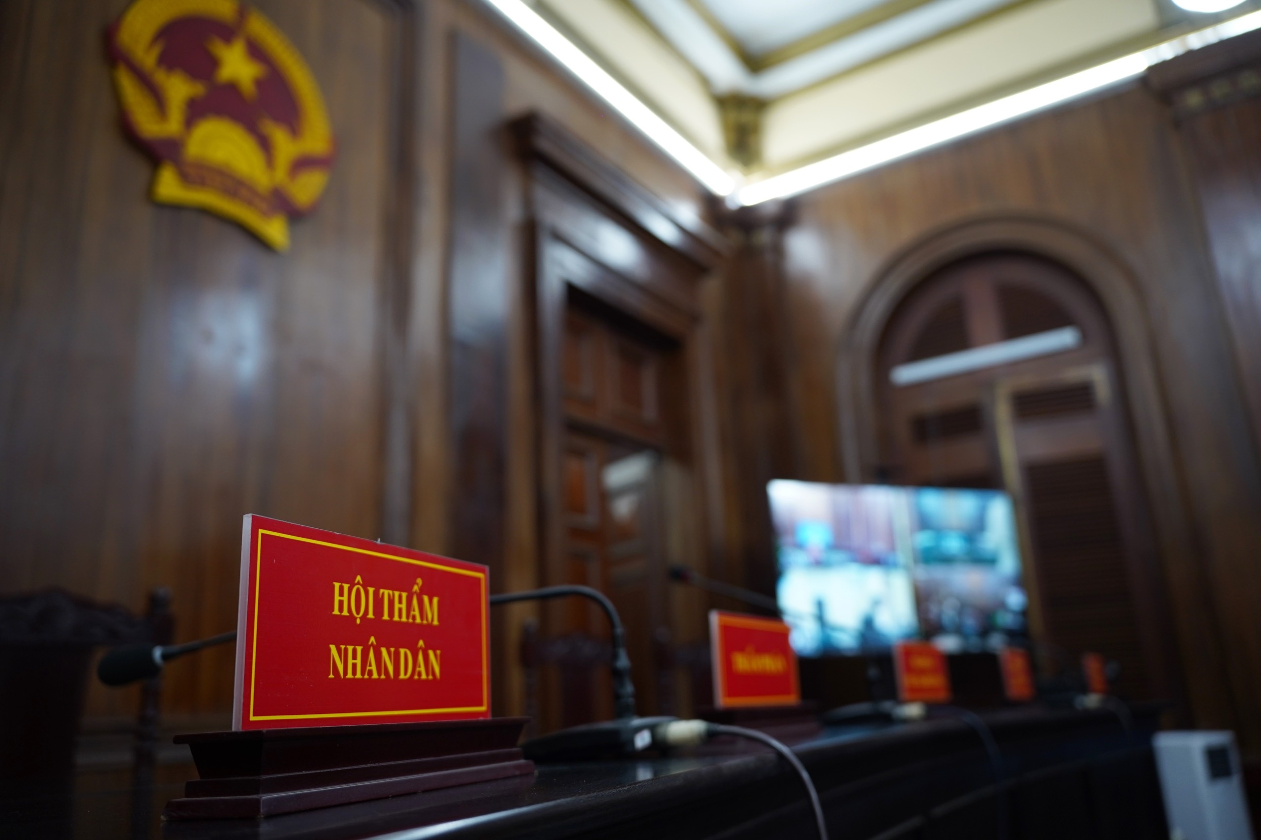 xet xu Van Thinh Phat anh 4