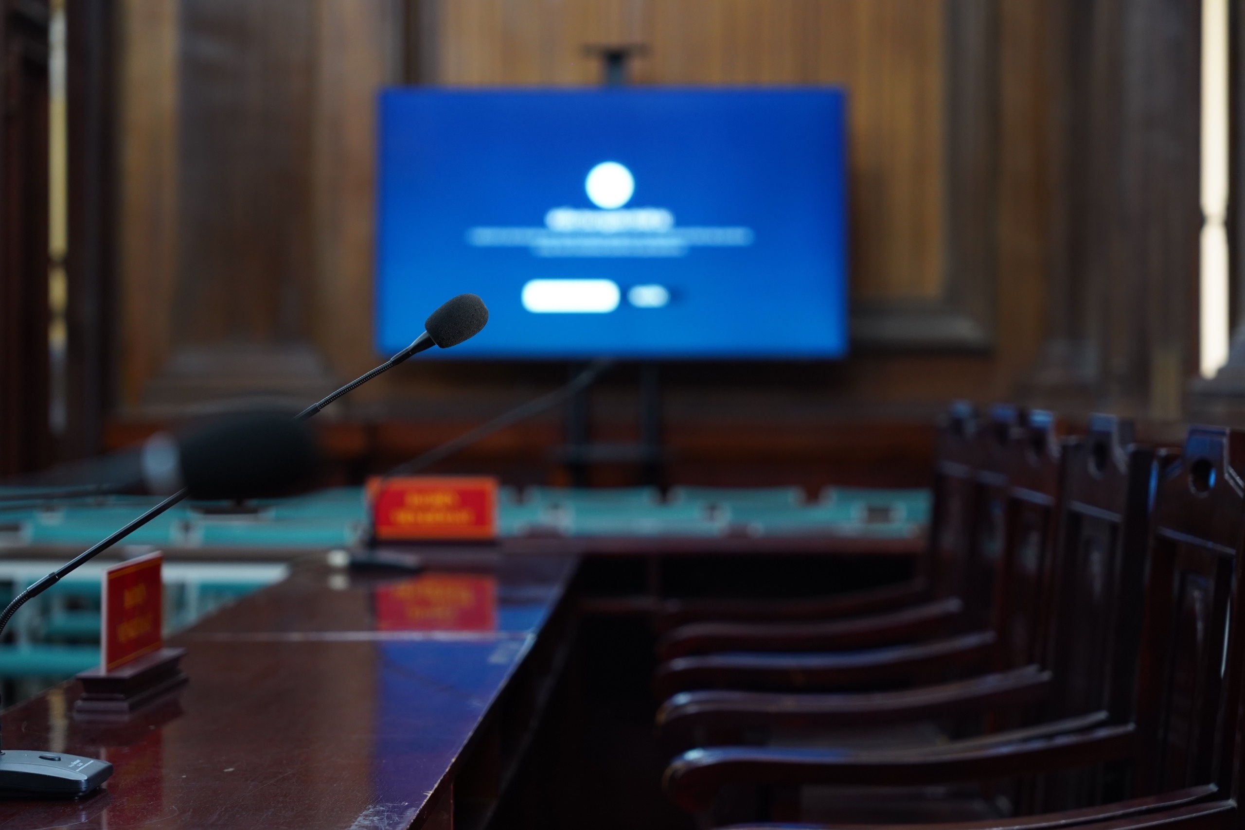 xet xu Van Thinh Phat anh 3