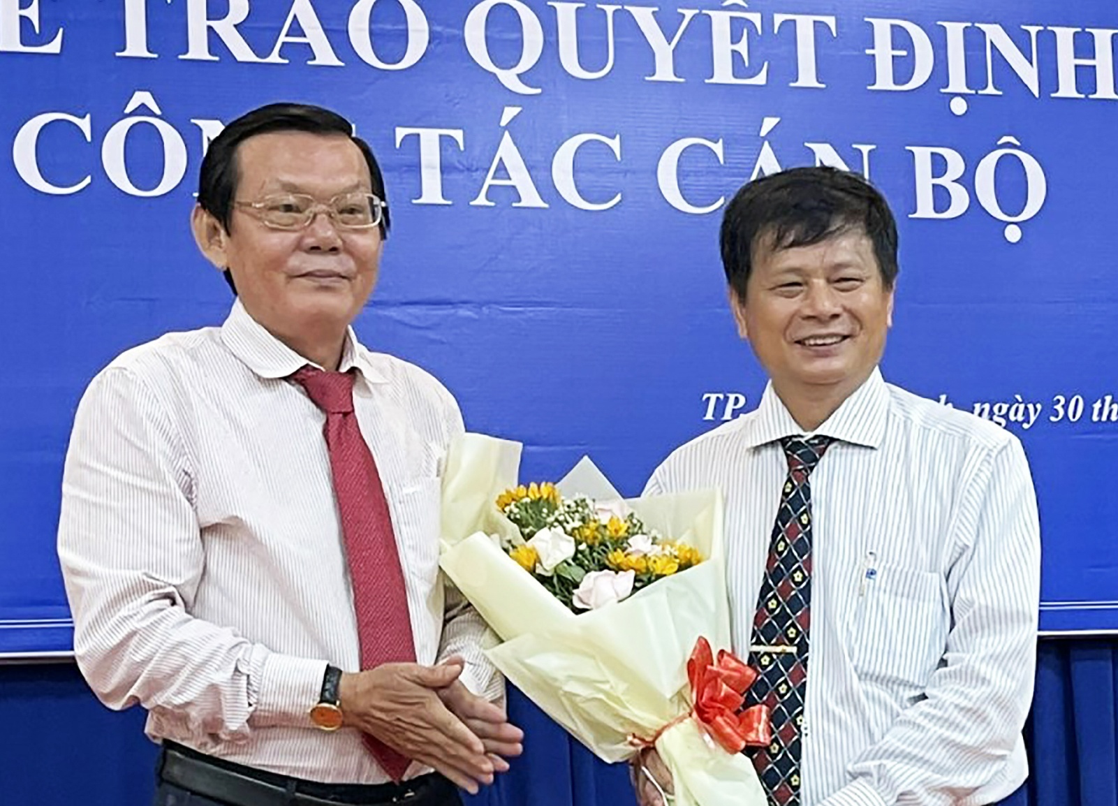 Nha bao Nguyen Tan Phong giu chuc Chu tich Hoi Nha bao TP.HCM hinh anh