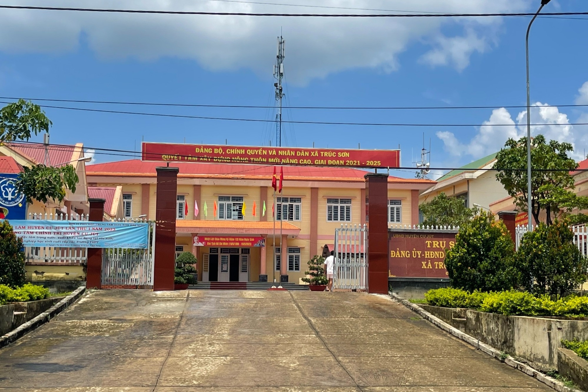 ky luat lanh dao anh 1