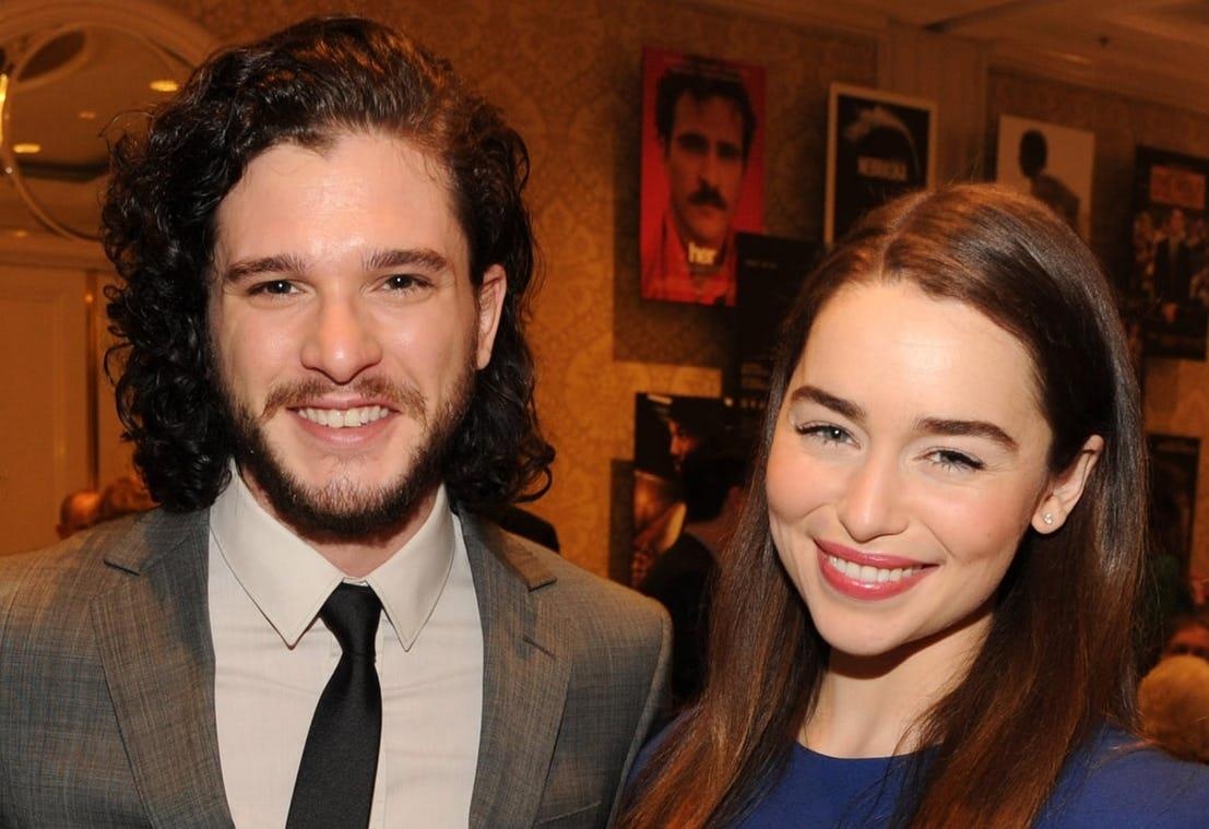 9 dieu chua biet ve Me Rong xinh dep cua 'Game of Thrones' hinh anh