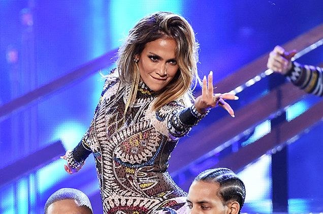 Dem nhac cua Jennifer Lopez bi huy bo vi su co mat dien hinh anh
