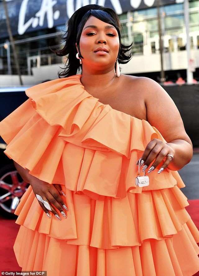 Lizzo anh 10