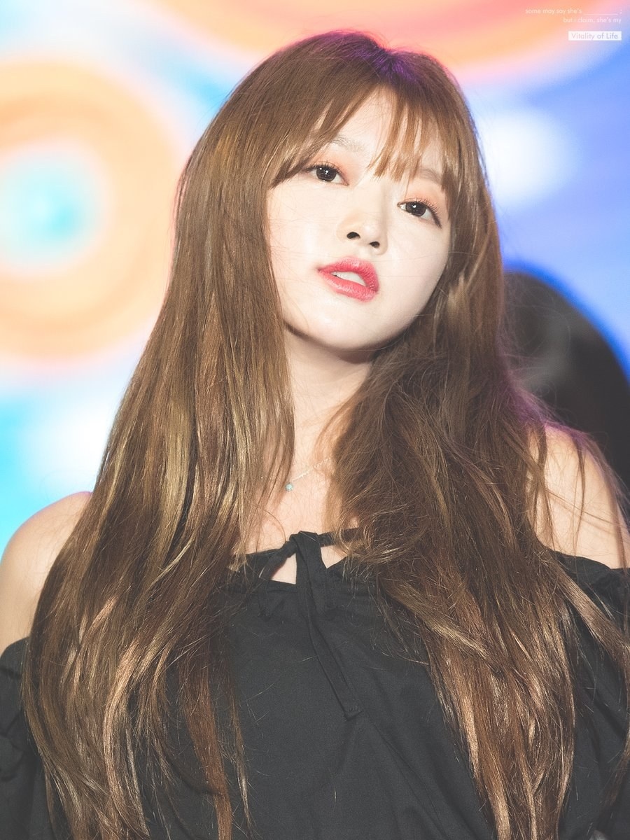 ca sĩ YooA ảnh 1 ca si YooA anh 1