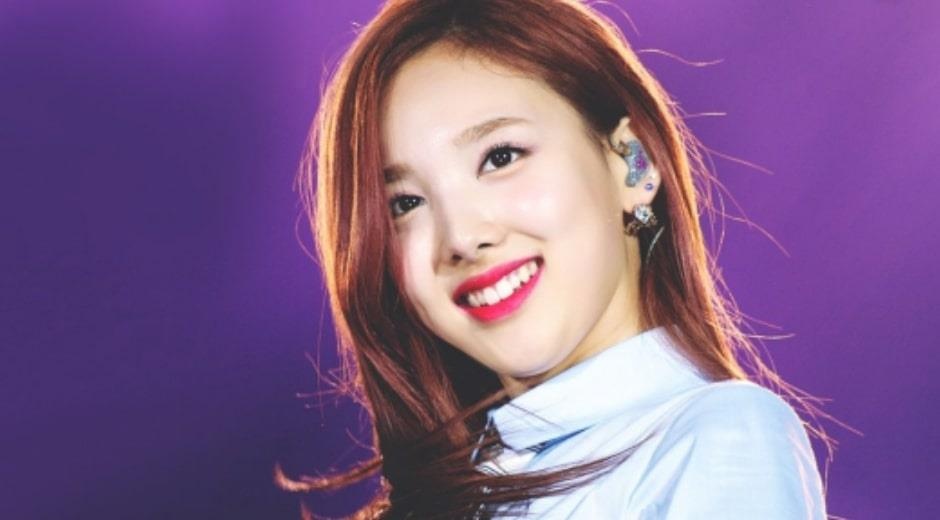 Nhung nu than tuong hut fan nho nu cuoi toa nang hinh anh