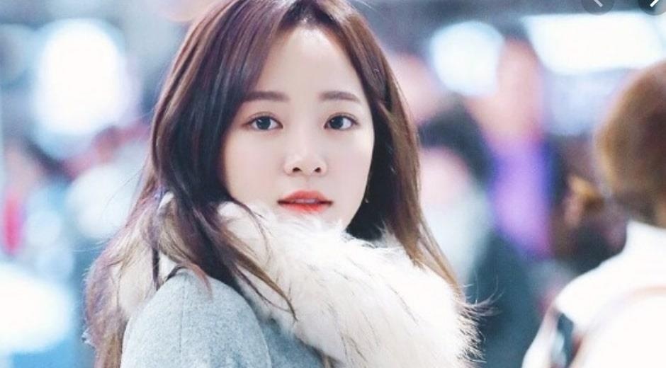 Nu than tuong duoc tinh dau quoc dan IU khen ngoi la ai? hinh anh