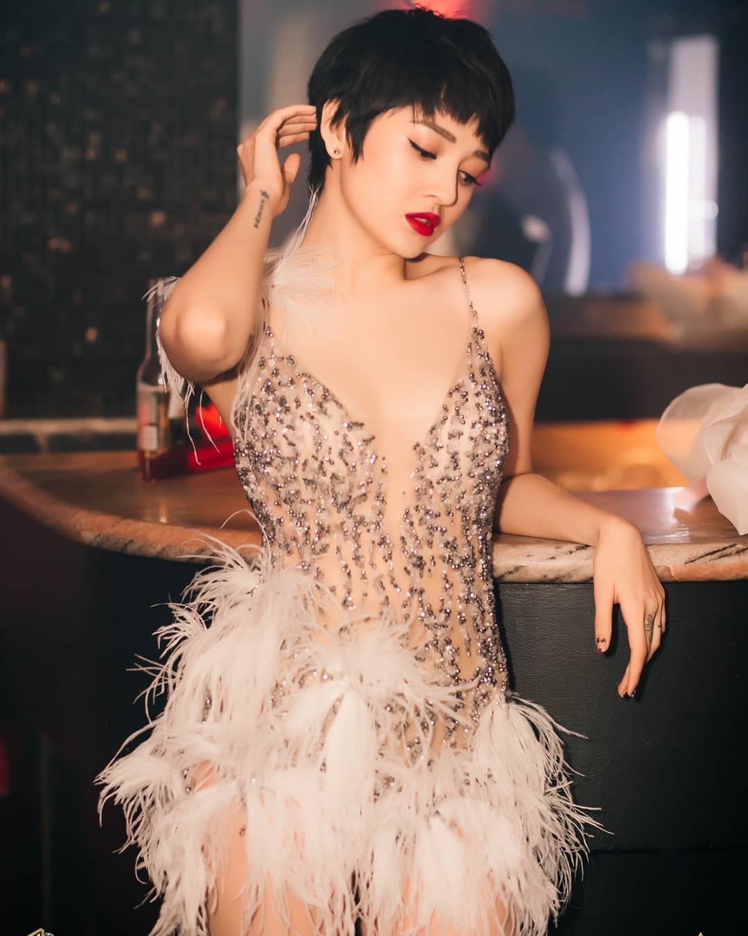 ca si Ho Ngoc Ha anh 18