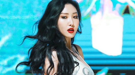 Nu ca si sexy bac nhat Han Quoc hinh anh