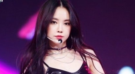 Nhan sac nu than tuong nong bong nhat Kpop hinh anh