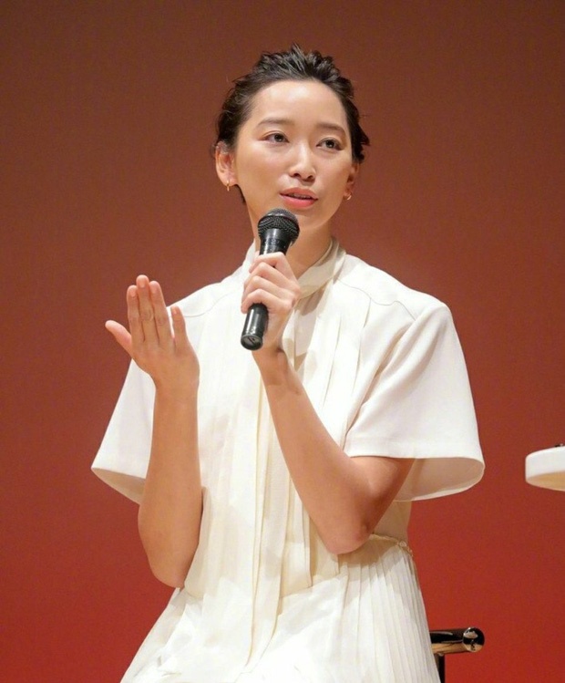 vu ngoai tinh chan dong showbiz nhat ban anh 1