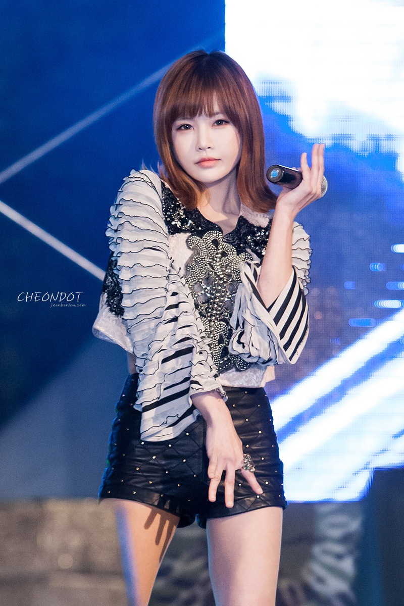 Tae Yeon ảnh 1 Tae Yeon anh 1