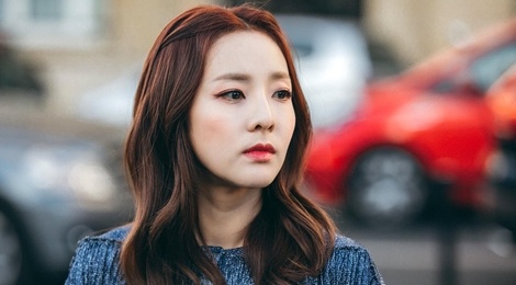 Dara nhin an 12 tieng lien tuc de  giu dang hinh anh