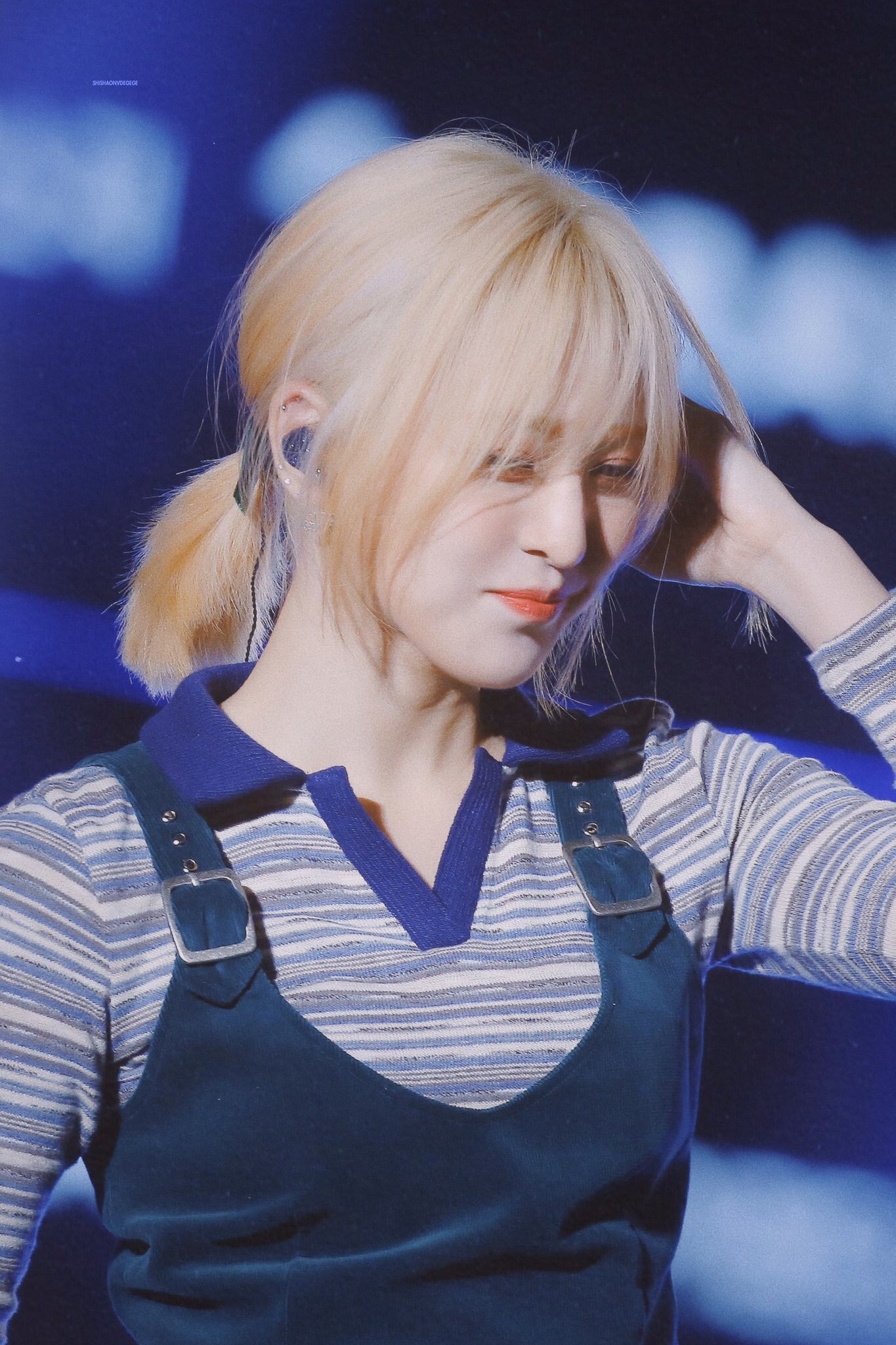 thần tượng kpop tóc vàng ảnh 11 than tuong kpop toc vang anh 11