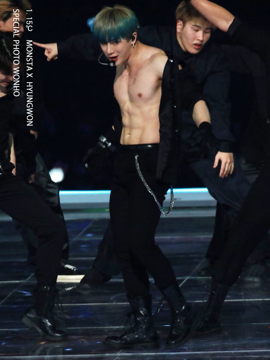 than tuong kpop khoe co bung anh 13