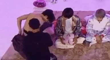 Jungkook (BTS) thay do tren truyen hinh hinh anh