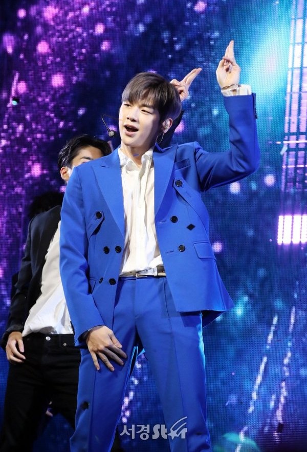 Kang Daniel anh 16