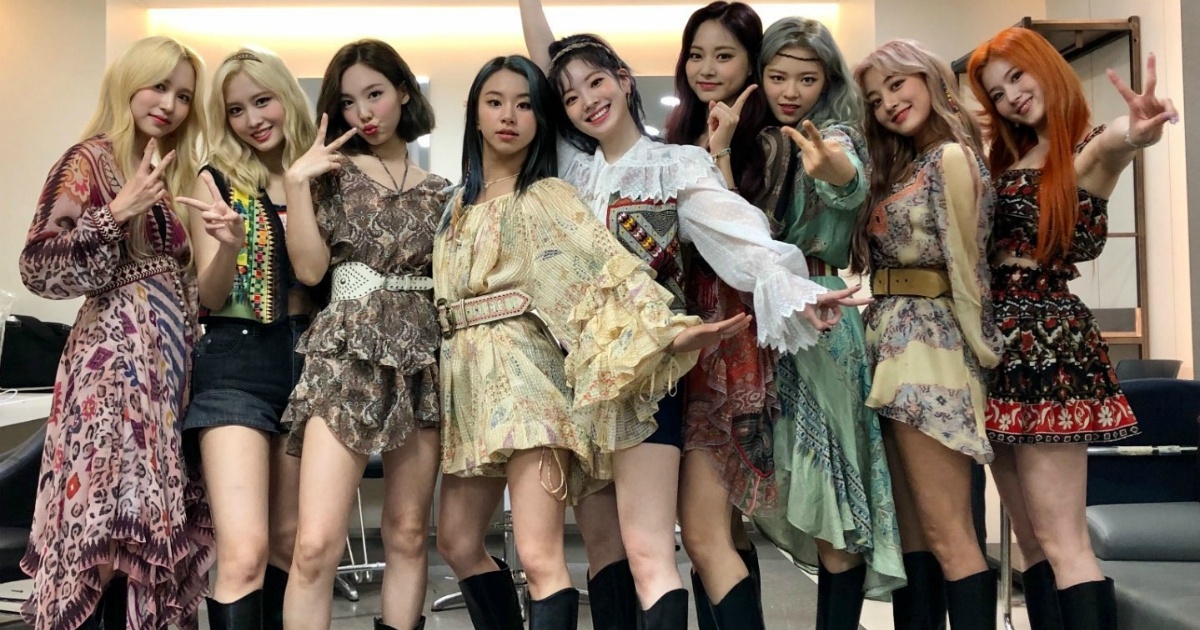 SBS giai thich khi nhan vien che giong hat cua TWICE hinh anh