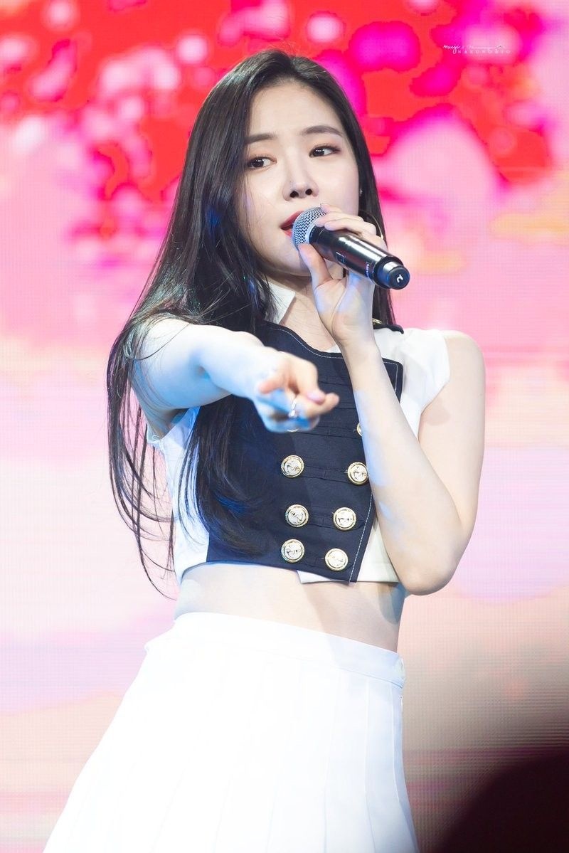 than tuong vong eo con kien anh 12