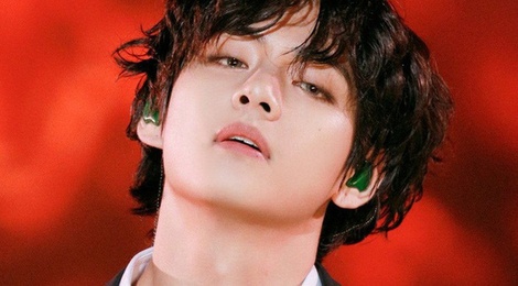 V (BTS) duoc ong trum truyen thong khen tuyet voi hon PSY hinh anh