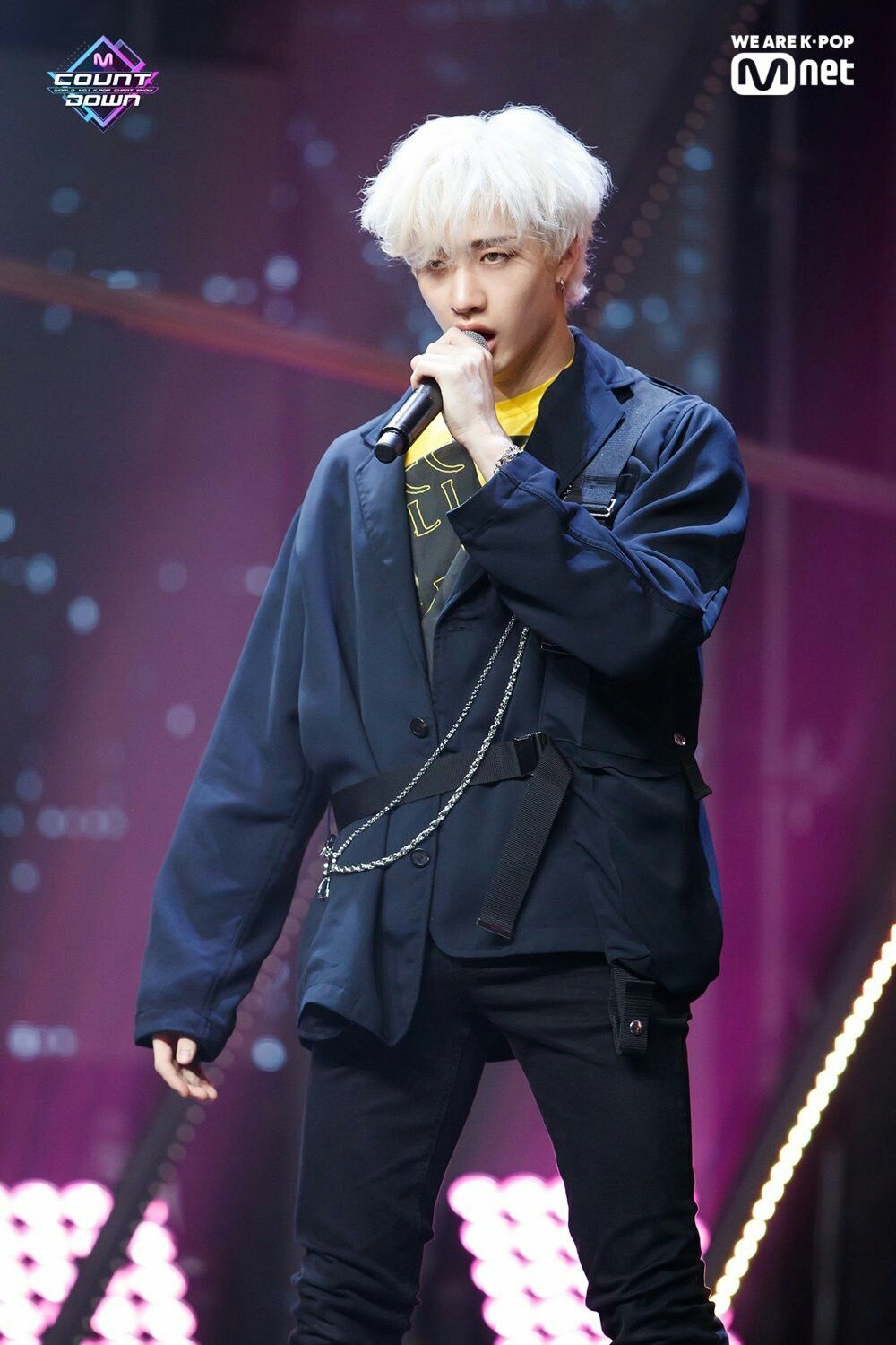 truong nhom nuoc ngoai cua Kpop anh 11