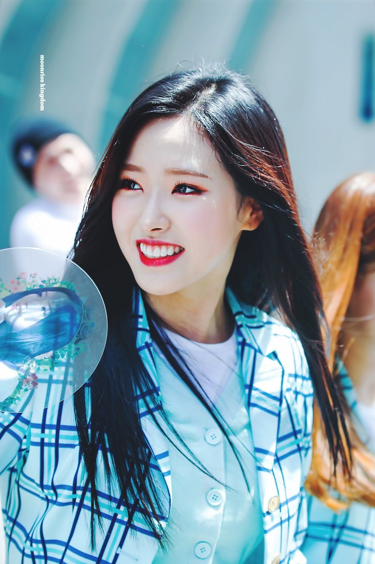 than tuong ra mat nhanh ky luc anh 10