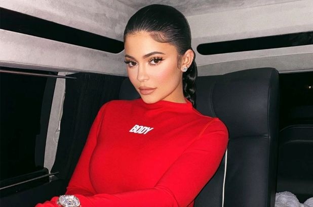 voc dang goi cam cua Kylie Jenner anh 6