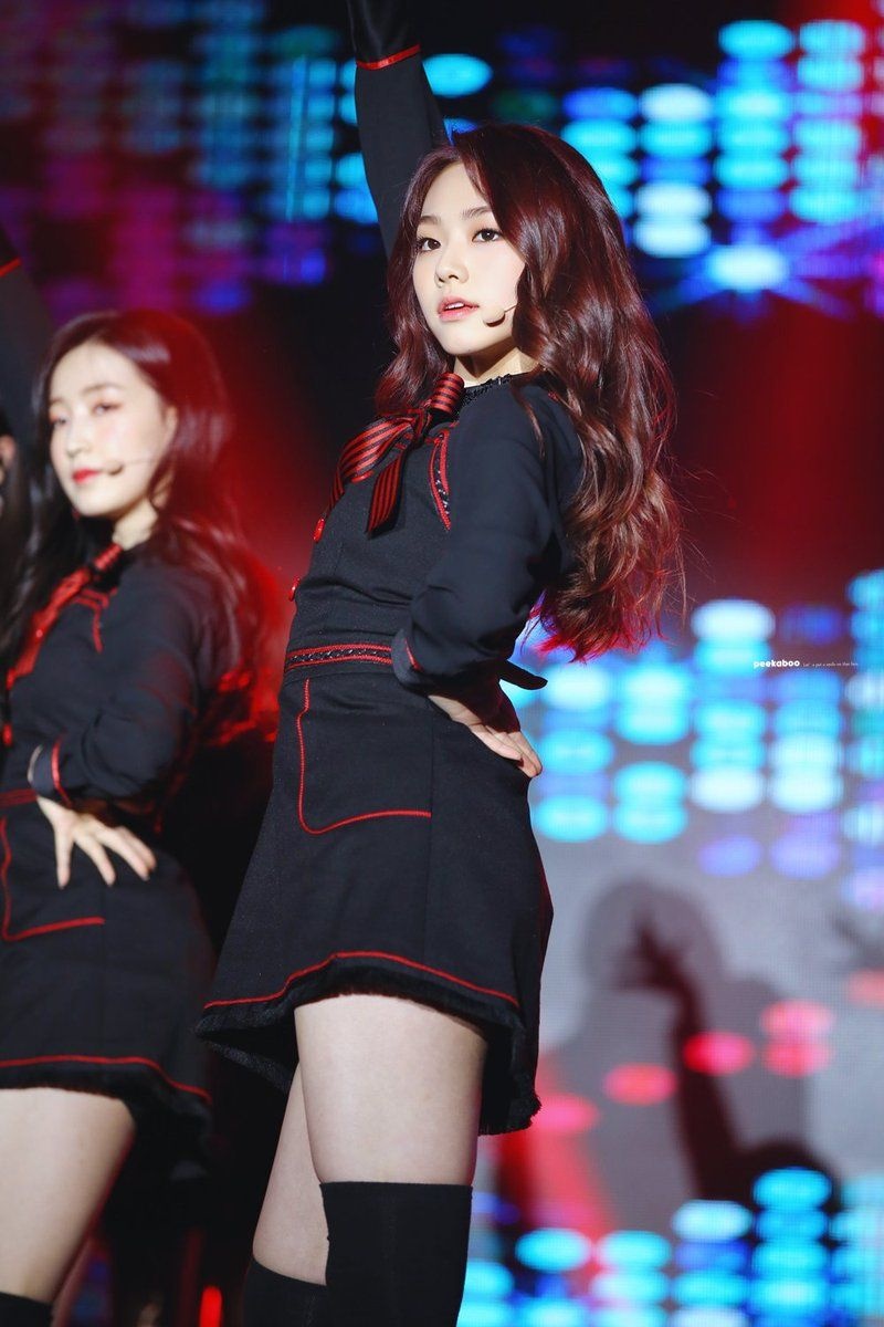 than tuong Kpop giam can anh 2