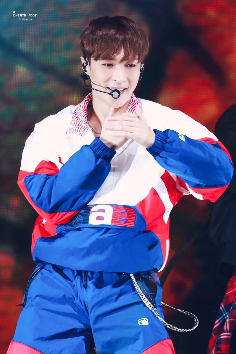 thần tượng Kpop mỉa mai ảnh 15 than tuong Kpop mia mai anh 15