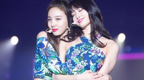 Ha Seung Jin xin loi vi che nhao thanh vien TWICE hinh anh