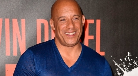Vin Diesel phat hanh dia don dau tay hinh anh